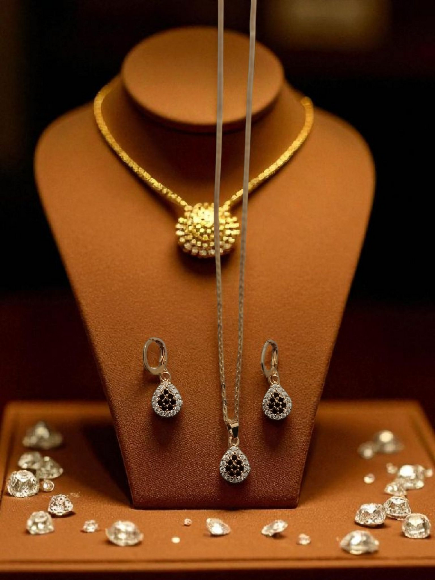 golden necklace set