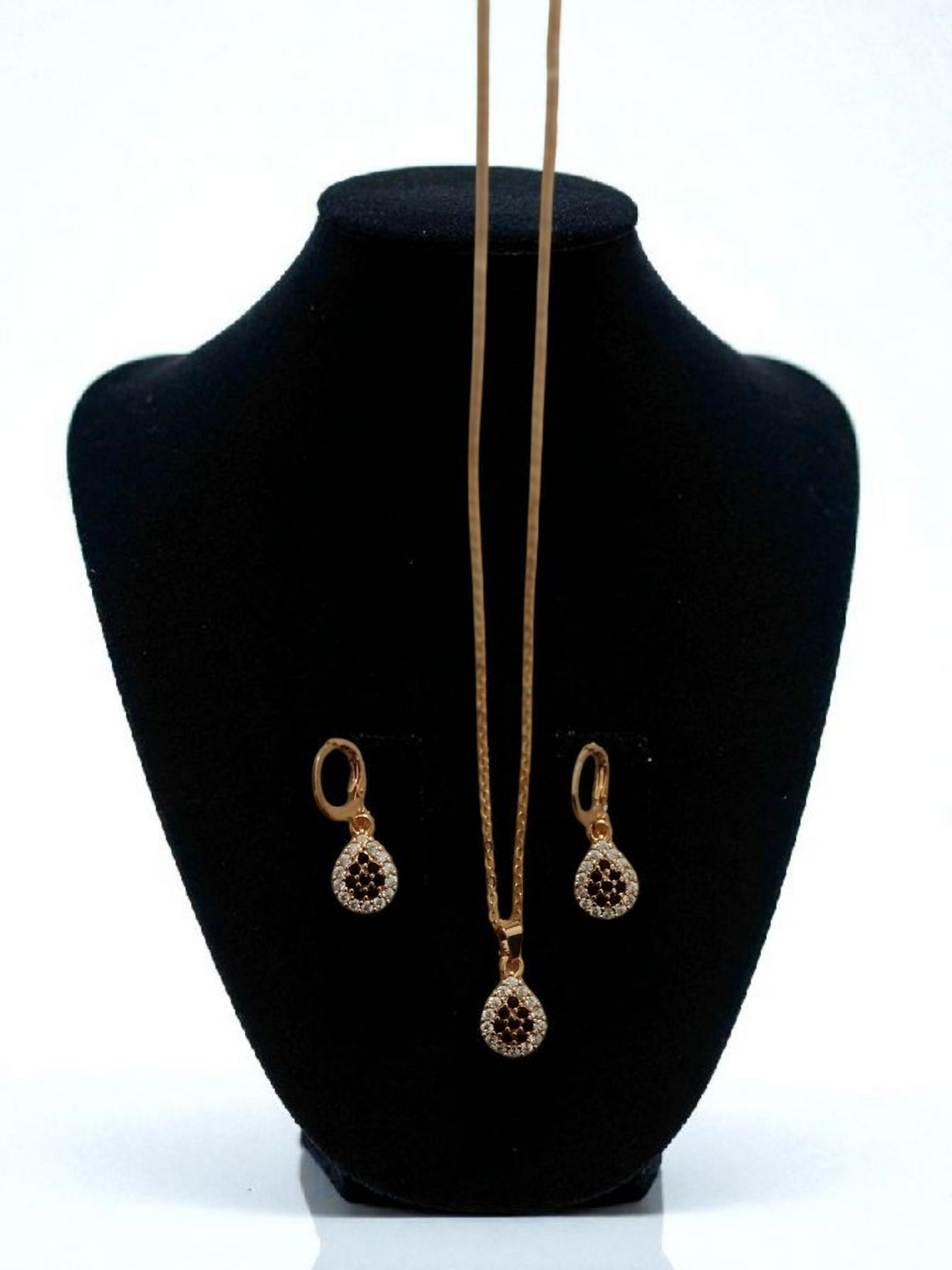 golden necklace set